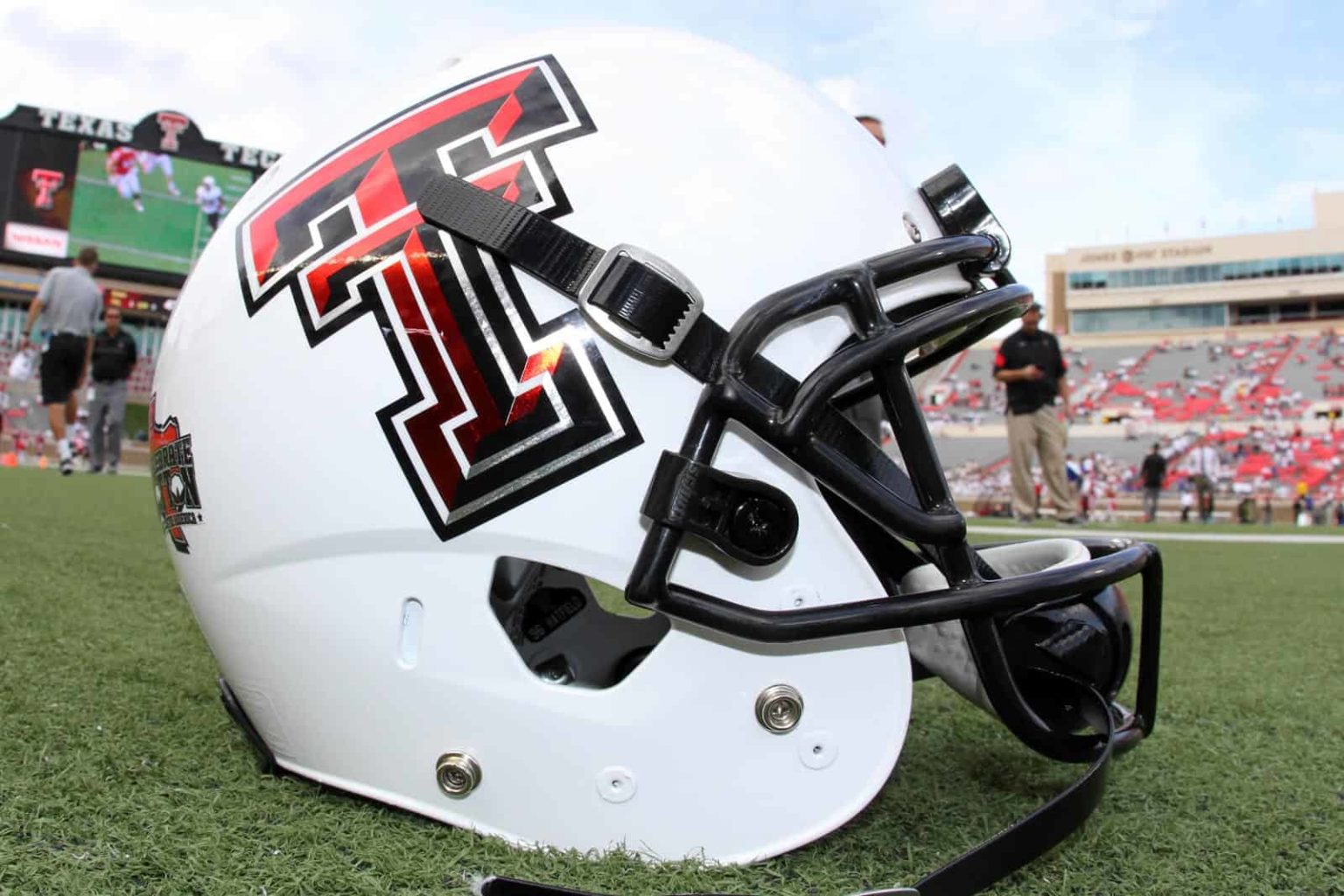Texas Tech Releases Week One Depth Chart and Names Team Captains Guns